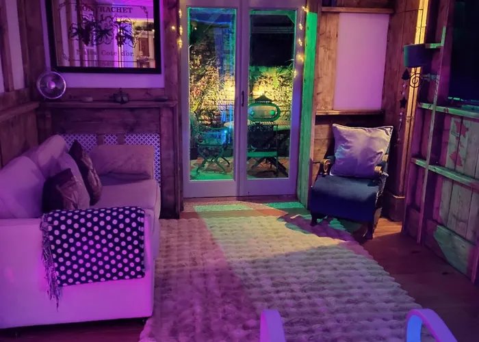 Seaside Hideaway St Leonards