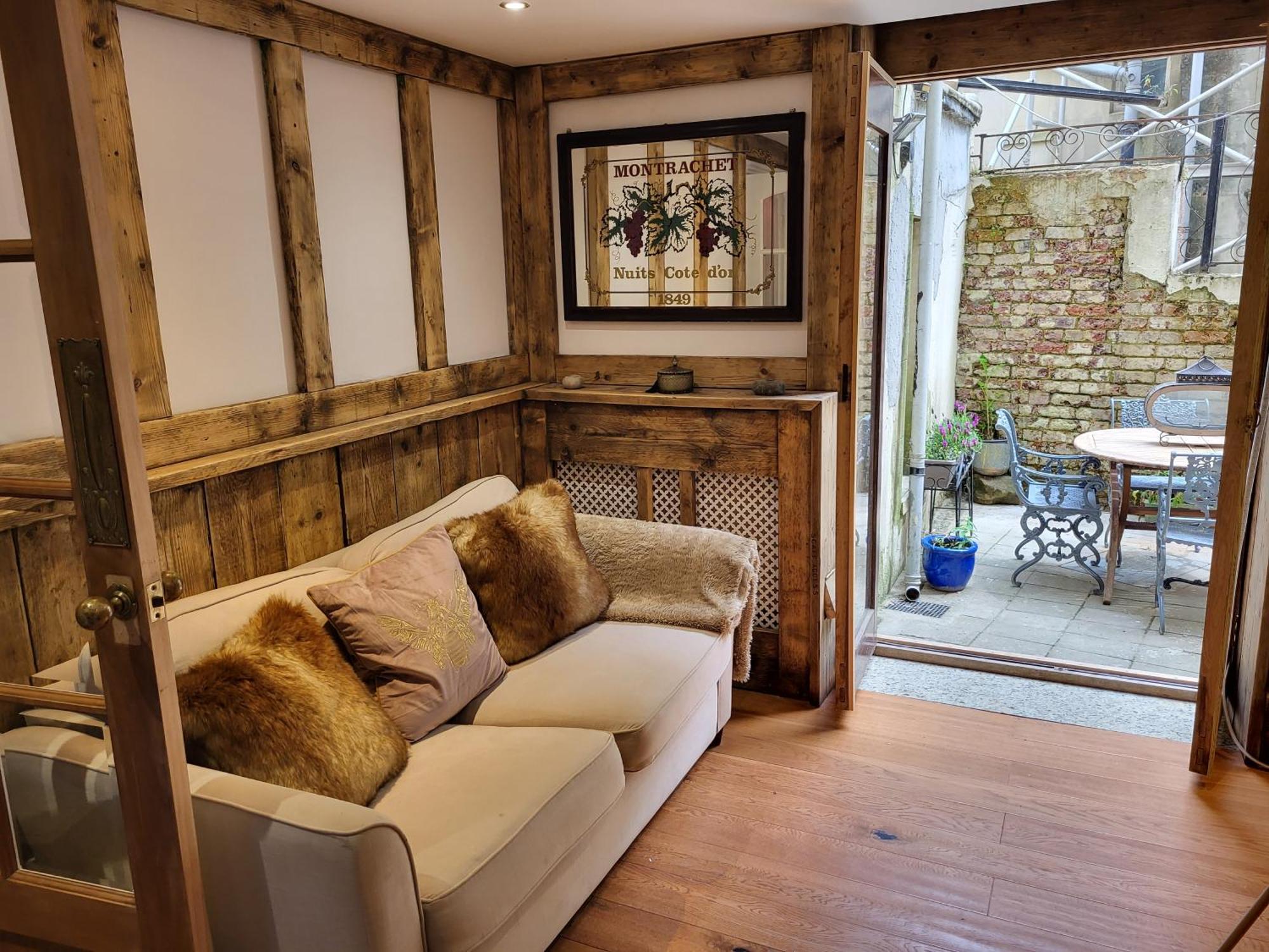Apartment Seaside Hideaway St Leonards